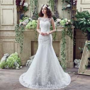 bride-trailing-wedding-dress-sexy-lace-mermaid